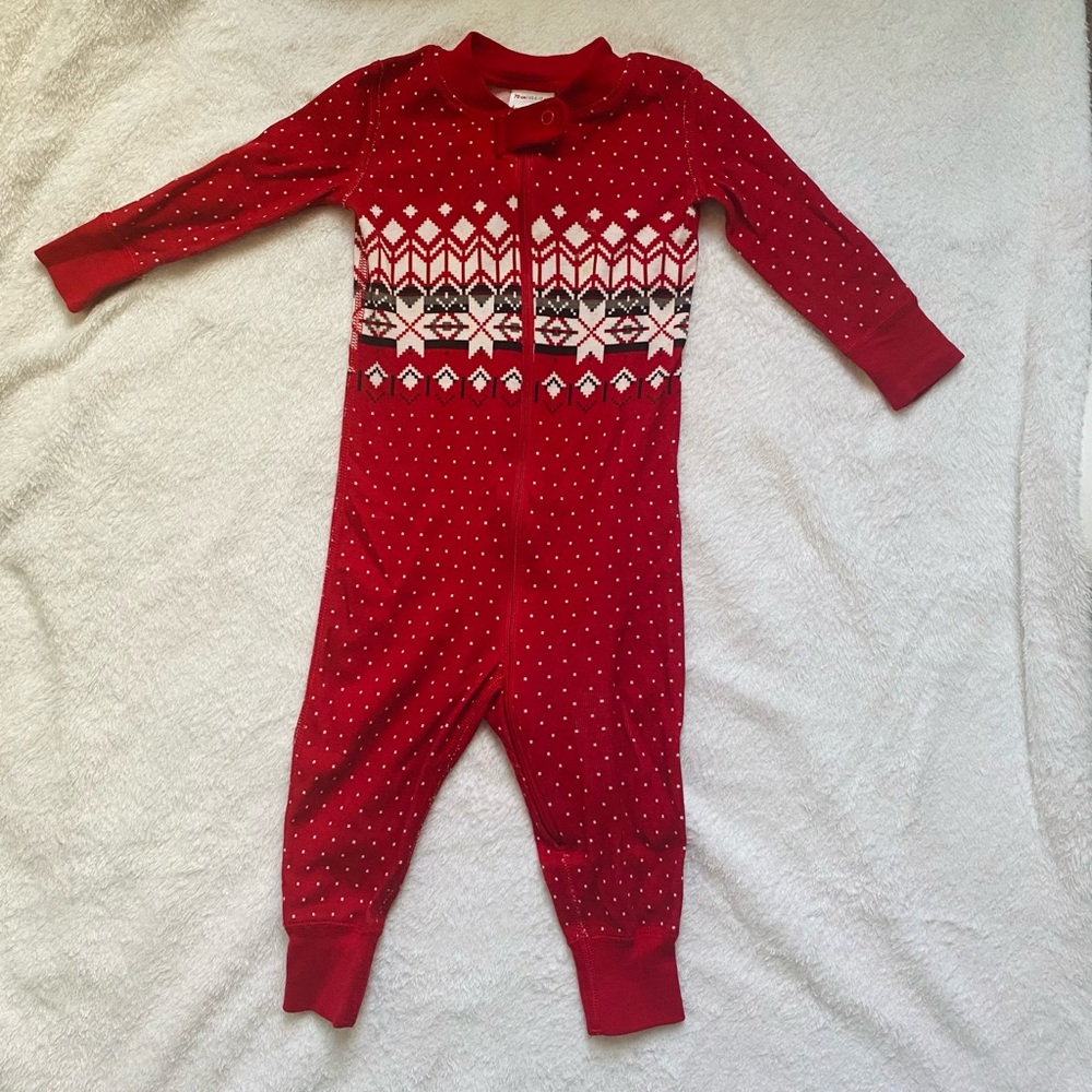 Hanna Andersson Christmas Red and white Pajamas in 6-12M.